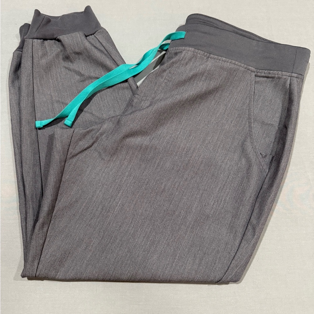 Figs Technical Collection In Graphite Zamora Larg… - image 1